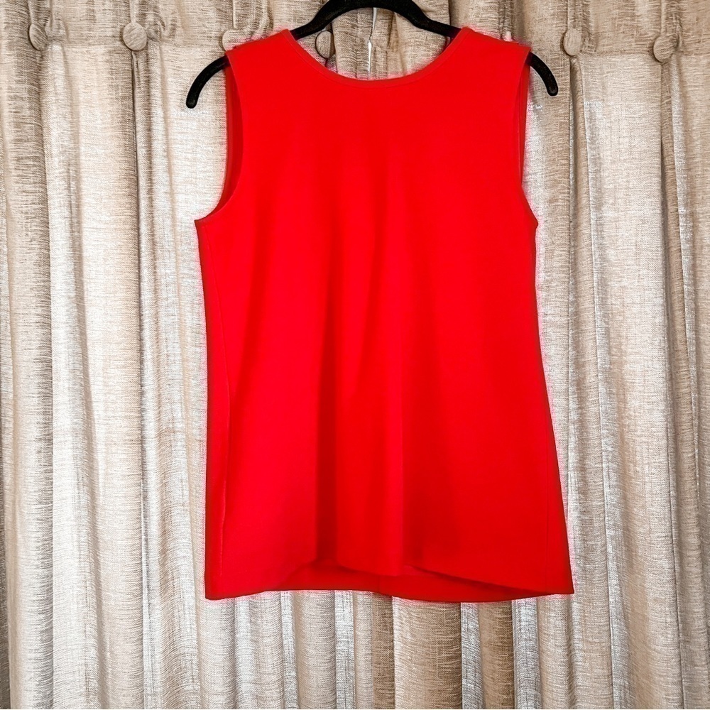 Ann Taylor Red Sleeveless Ruffle Back Keyhole Tie Top Size Small